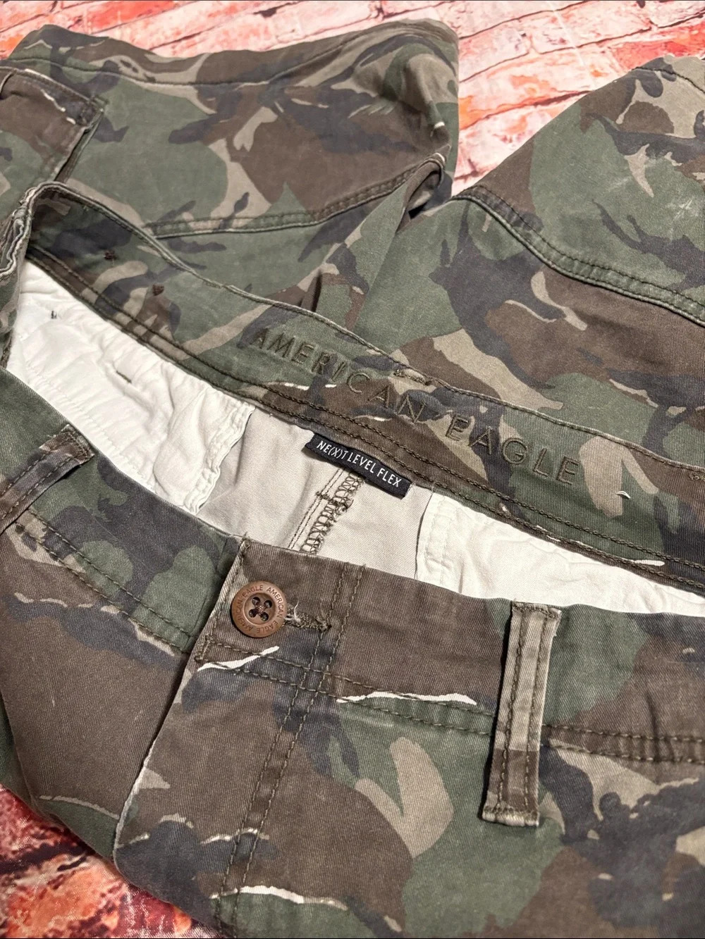 American Eagle Cargo Camo Shorts Size 38